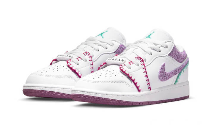 Air Jordan 1 Low White Light Bordeaux - DM9037-100