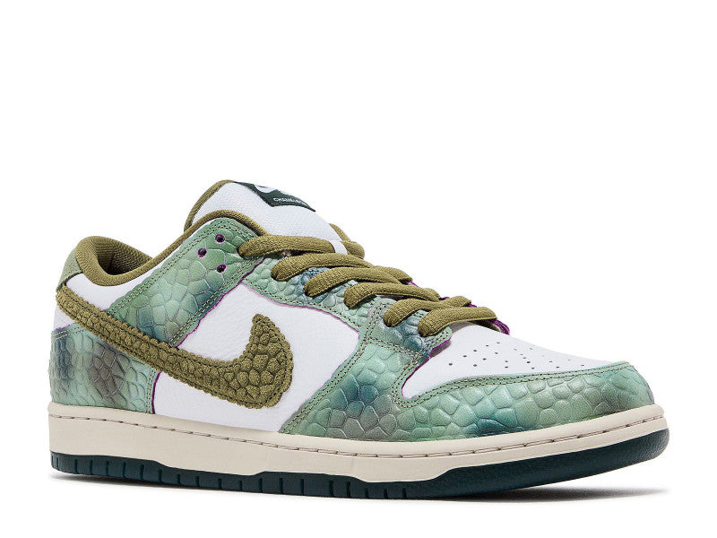 Nike SB Dunk Low Alexis Sablone Chameleon