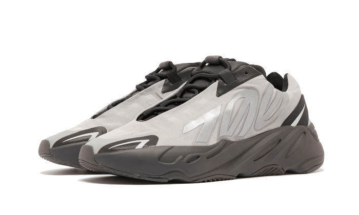 Adidas Yeezy 700 MNVN Metallic - GW9524