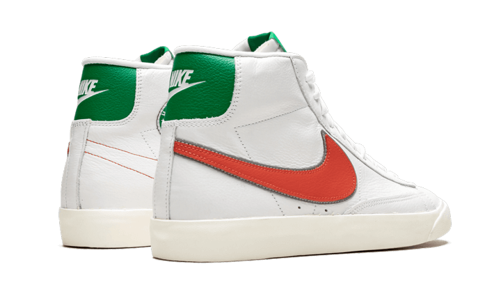 Nike Blazer Stranger Things Hawkins High School - CJ6101-100