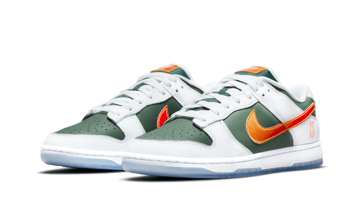 Nike Dunk Low NY vs. NY - DN2489-300