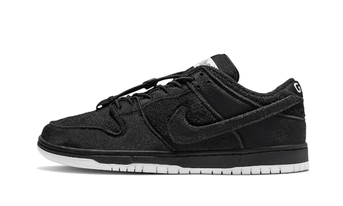 Nike SB Dunk Low Gnarhunters - DH7756-010